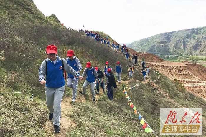 慶陽一中全體師生開展研學(xué)旅行實踐活動