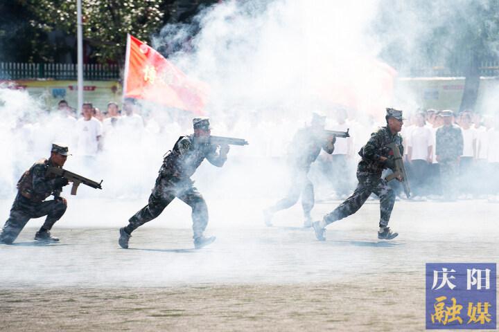 【攝影報(bào)道】揮灑汗水 淬煉意志——慶陽市2023級(jí)高一新生軍事訓(xùn)練進(jìn)行時(shí)